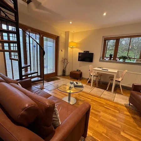 The At Bodenlodge بيت خشبي *