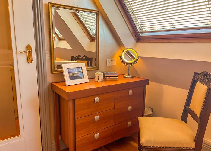 Lodge The At Bodenlodge Malahide